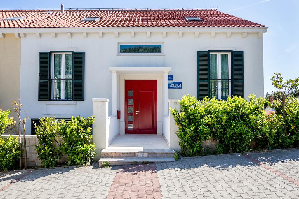 Zlatni Bol Apartments Exterior foto